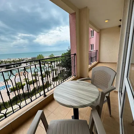 Vp Majestic Apartment